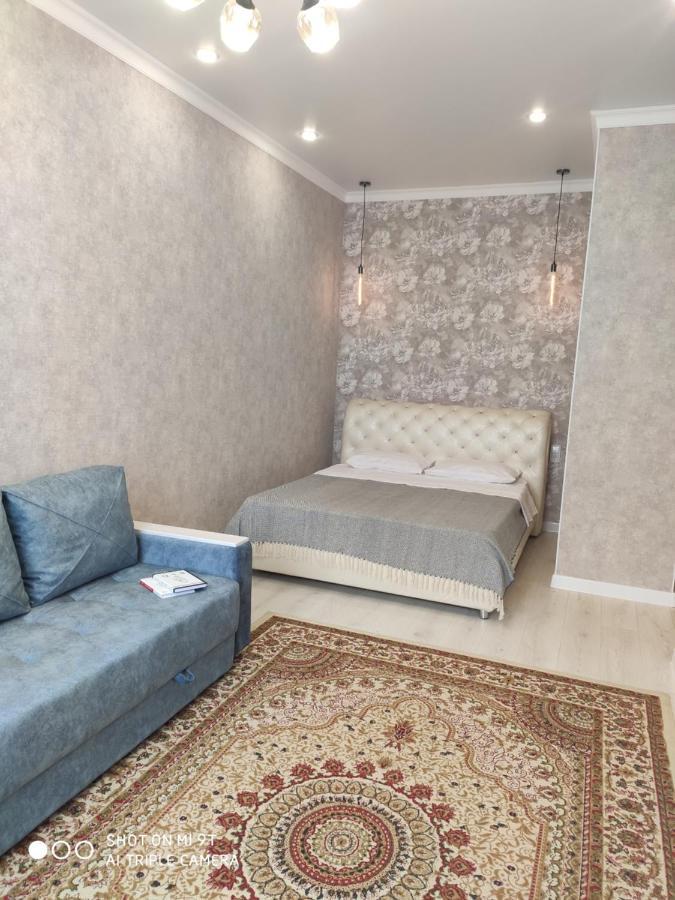 Апартамент Алау Lägenhet Astana Exteriör bild